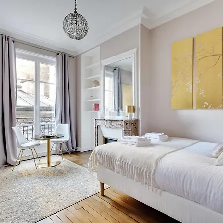 Charming - 2p- Parc Monceau * Paris